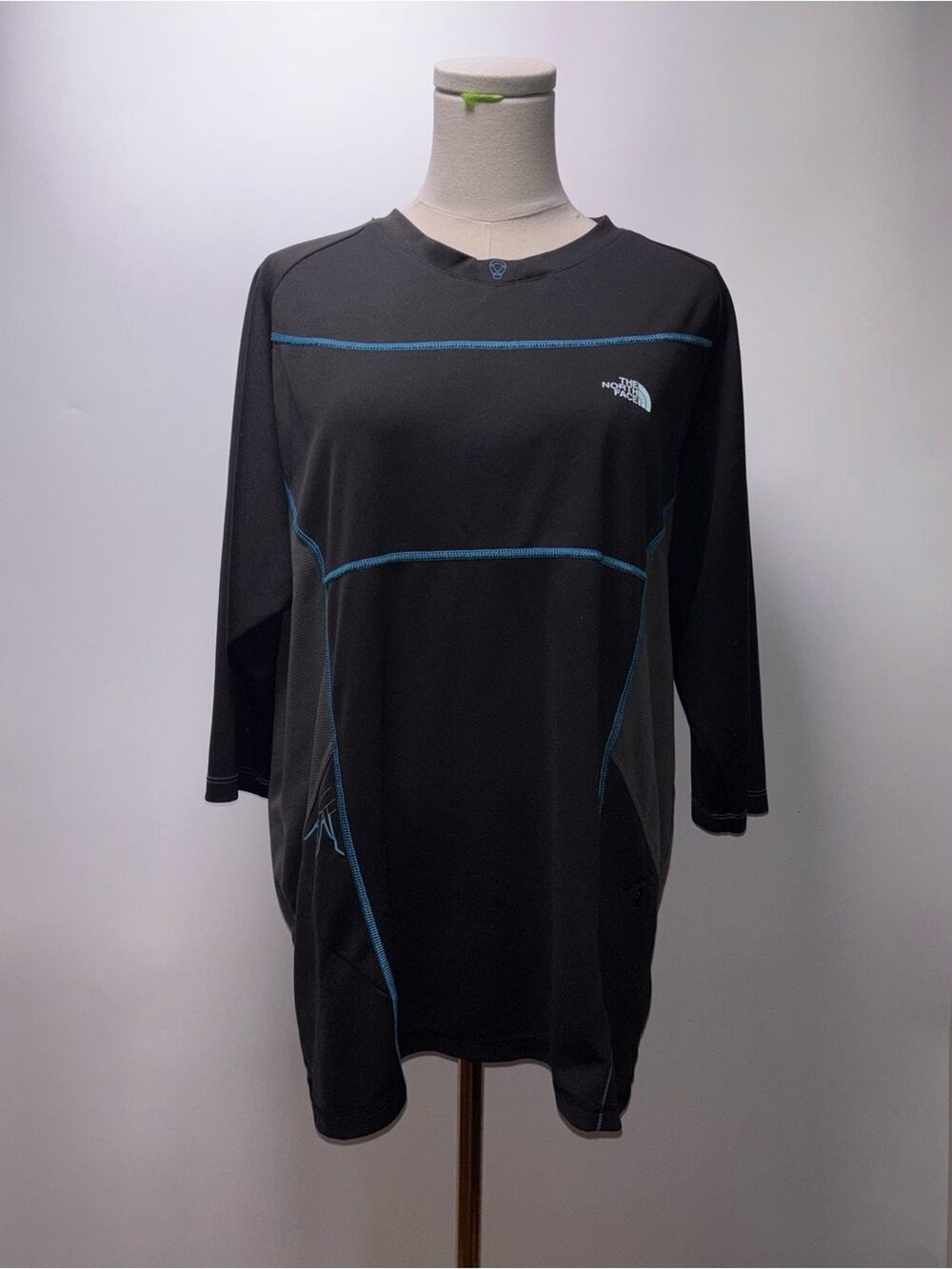 The North Face Cryptic Series Technical Performance Athletic Top Size L